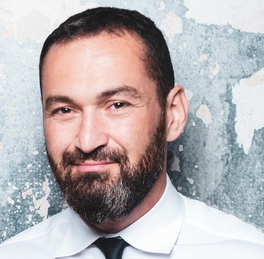 Ihr Betriebsarzt in Berlin – Dr. med. Okan Demir individuelle Betreuung Dr. med. Okan Demir – Facharzt für Arbeitsmedizin bei der Betreuung von Unternehmen